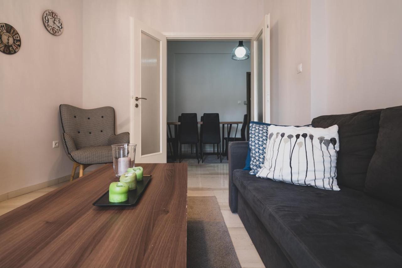 "Daydreamers Flat", Staircase To Neos Kosmos Athen Eksteriør billede