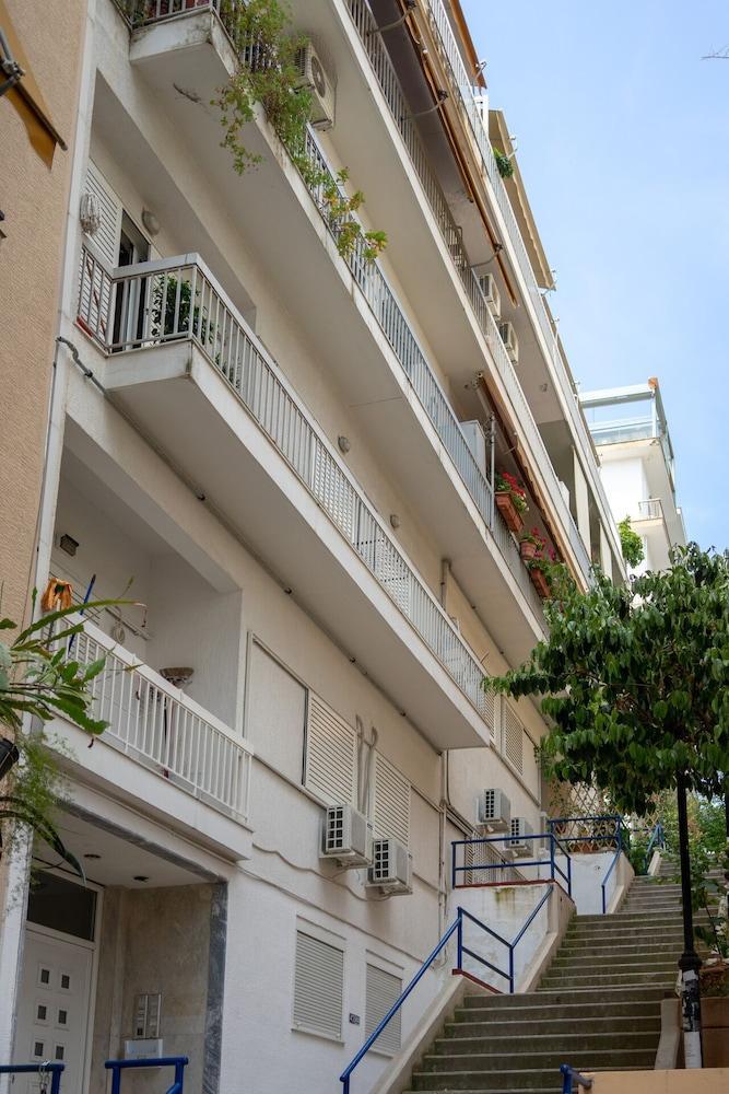 "Daydreamers Flat", Staircase To Neos Kosmos Athen Eksteriør billede
